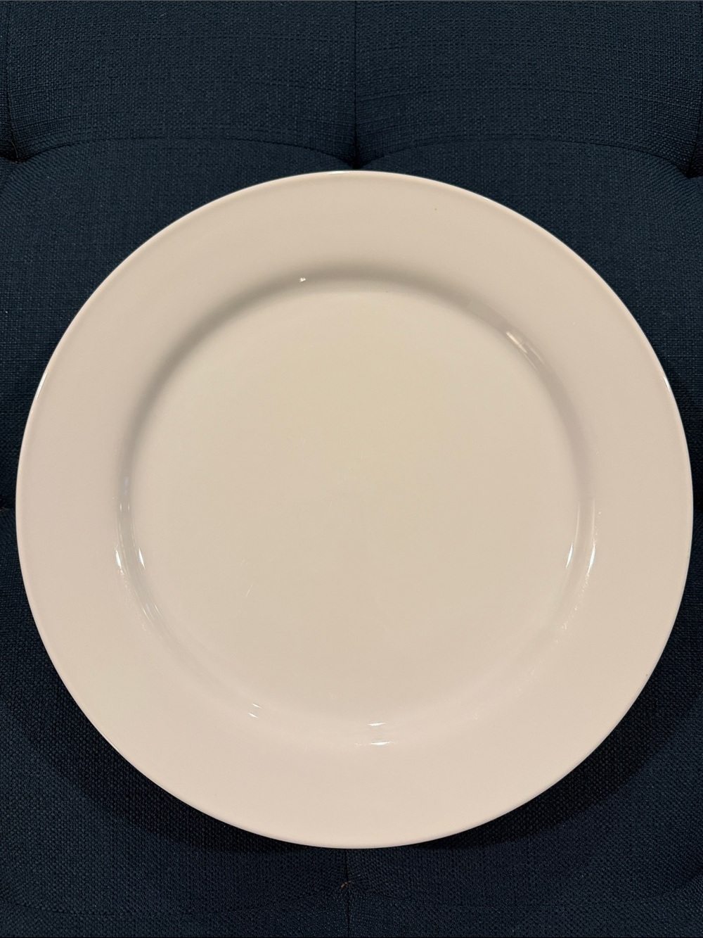 Pottery Barn Great White Traditional Dinner Plate 12” Set of 4 plates
